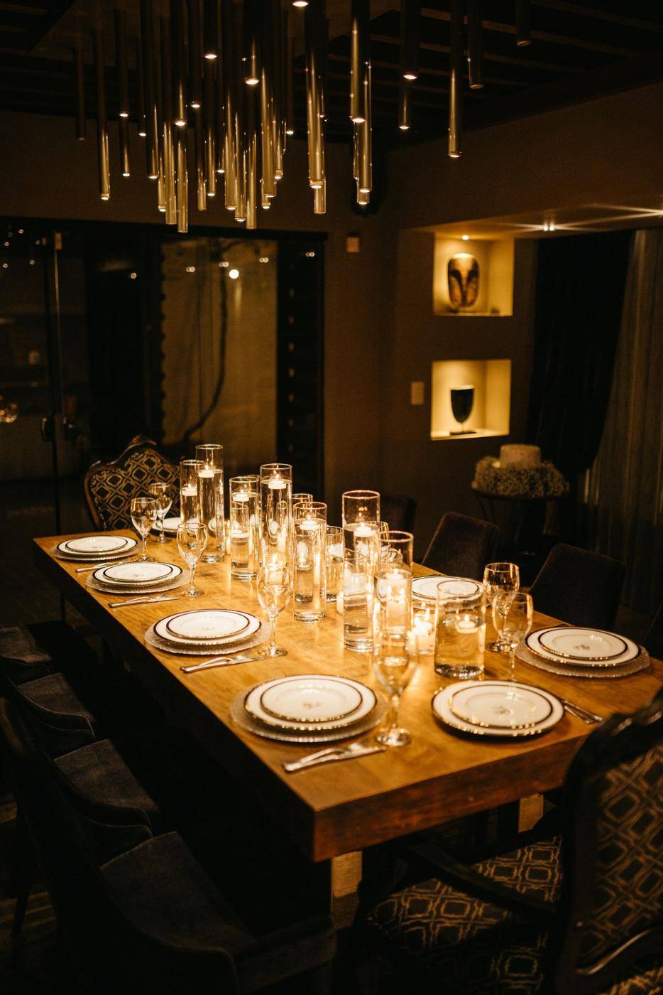 Set for simcha